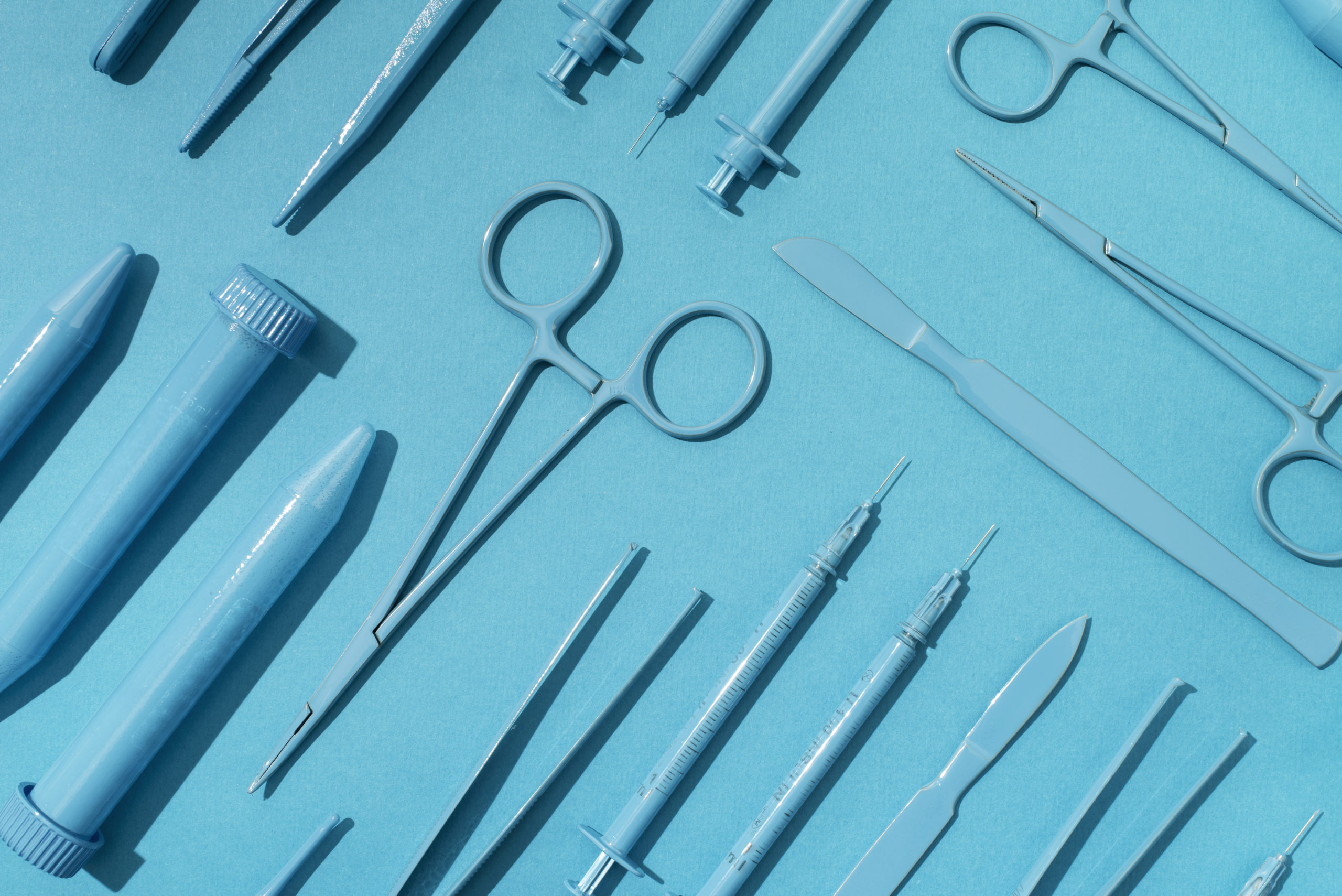 Transparent Surgical Instruments in Modern Cardiovascular Surgery